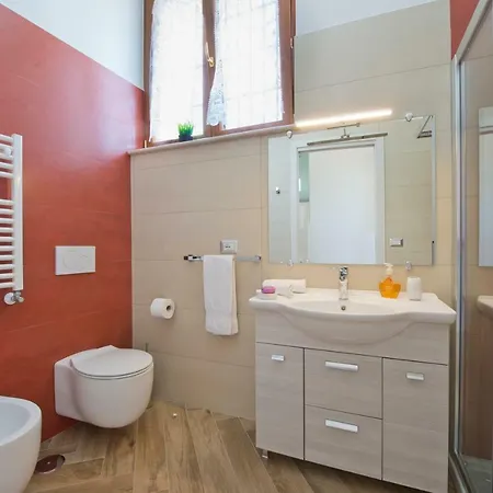 Il Bacio Del Sole Apartment *